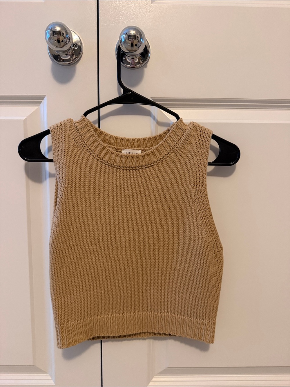 Sleeveless Knit Crop Sweater Tank - Camel